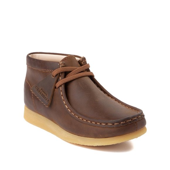 Clarks Boys Wallabeebtfstb Clarks Kids Wallabee Boots in Beige (Wide Fit) | Childsplay  main image 2